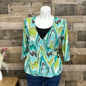 Women's size 1X half sleeve layered top